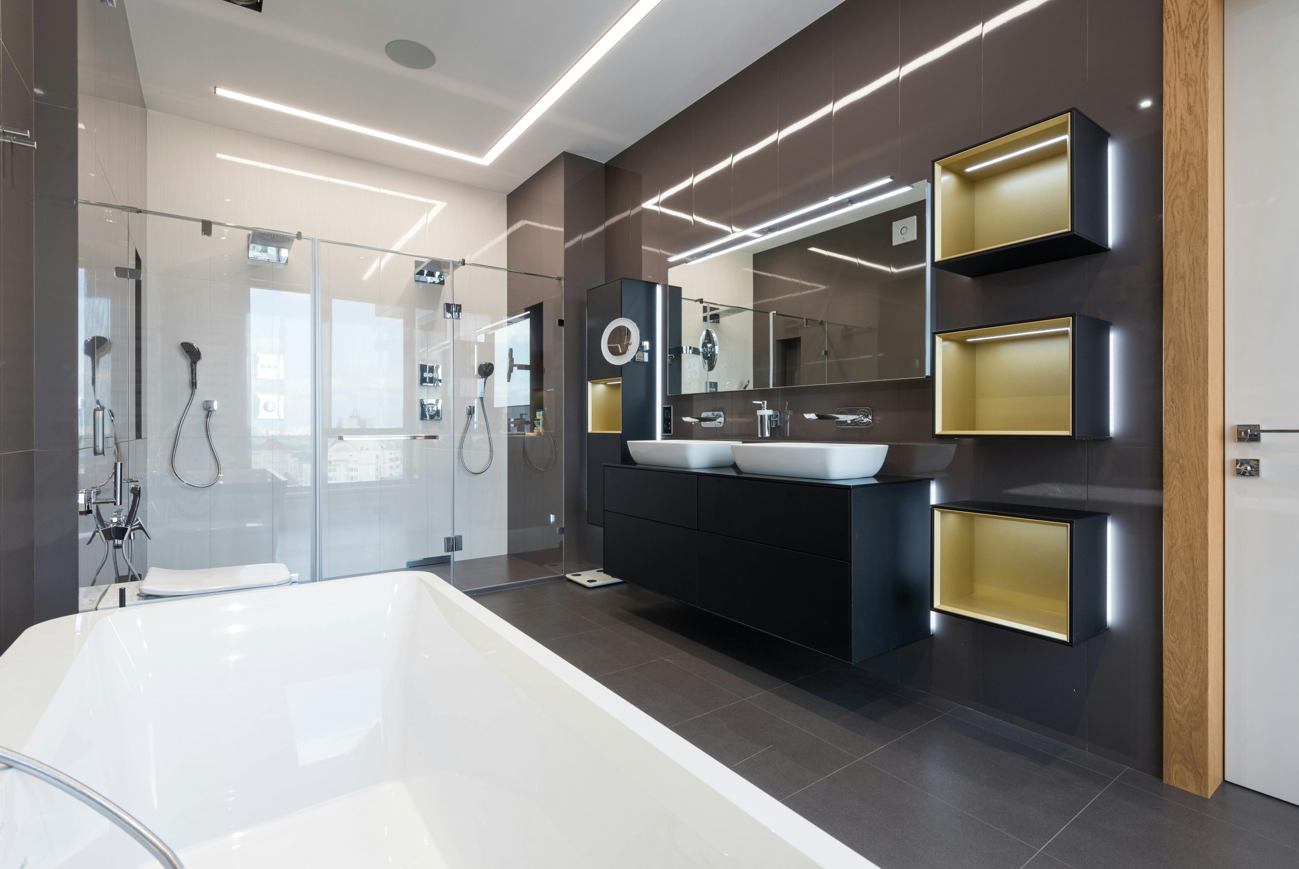 modern bathroom with a walk-in shower and bathtub